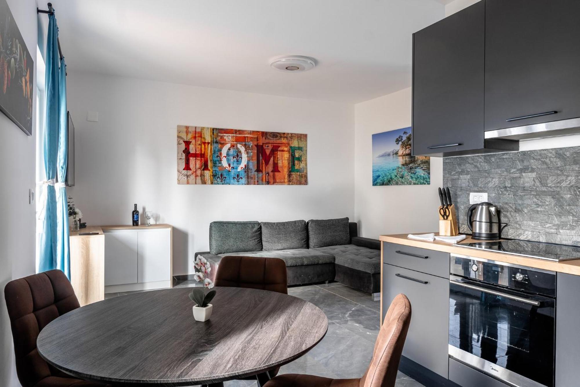 Apartments Strand วีร์ ภายนอก รูปภาพ