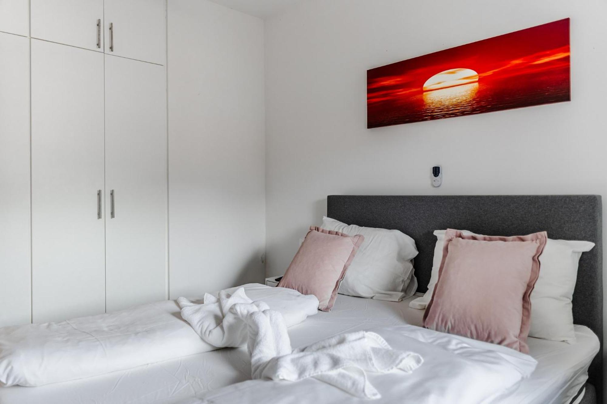 Apartments Strand วีร์ ภายนอก รูปภาพ